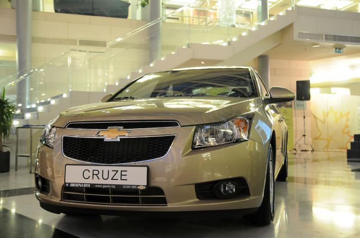 first_12chevrolet_cruze_1.jpg